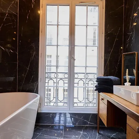 Un Cosy Au Coeur De 17 Batignolles , Monceau Apartment Paris